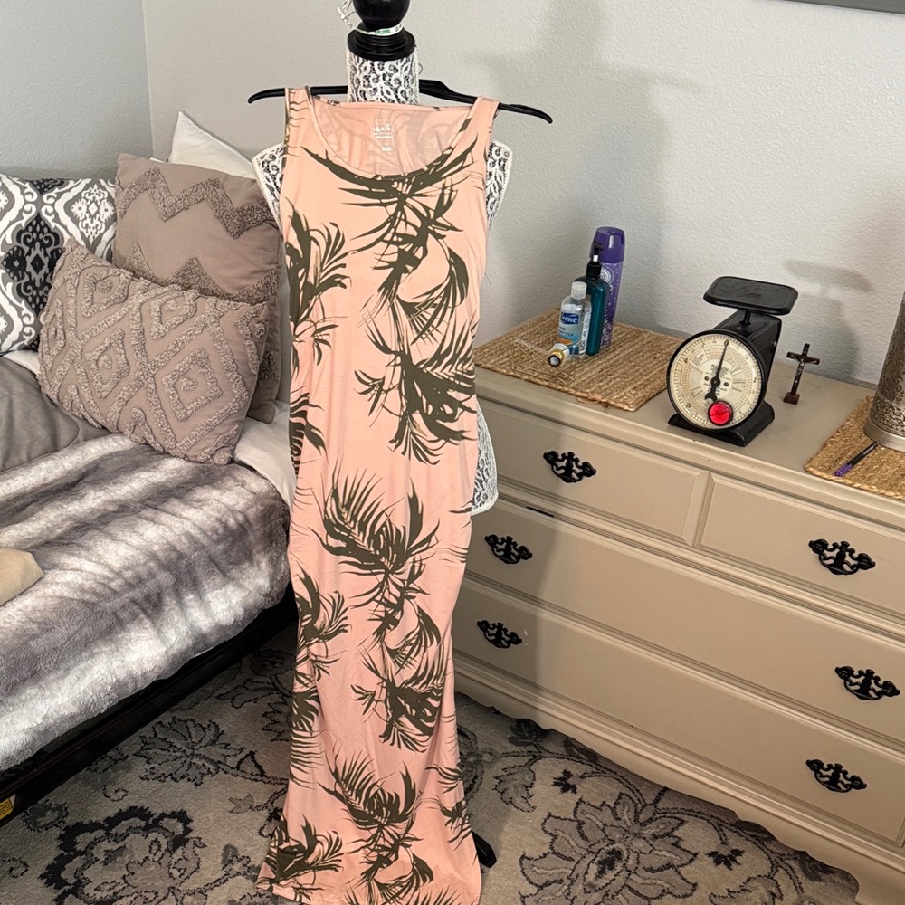 Isabel Maternity by Ingrid & Isabel body con stretch Palm Print Dress Sz S